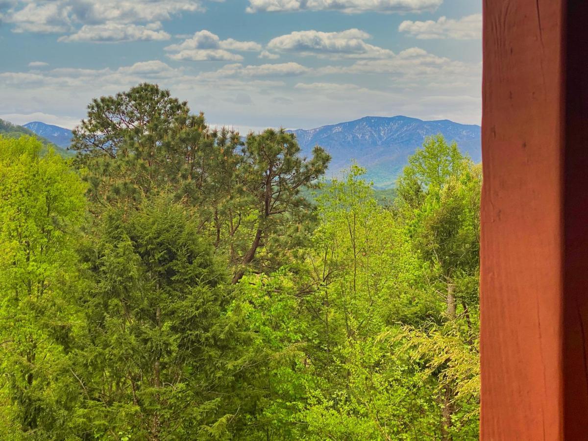 Amazing Views Villa แกตลิงเบิร์ก ภายนอก รูปภาพ